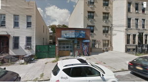(2x) Eight Family Bushwick