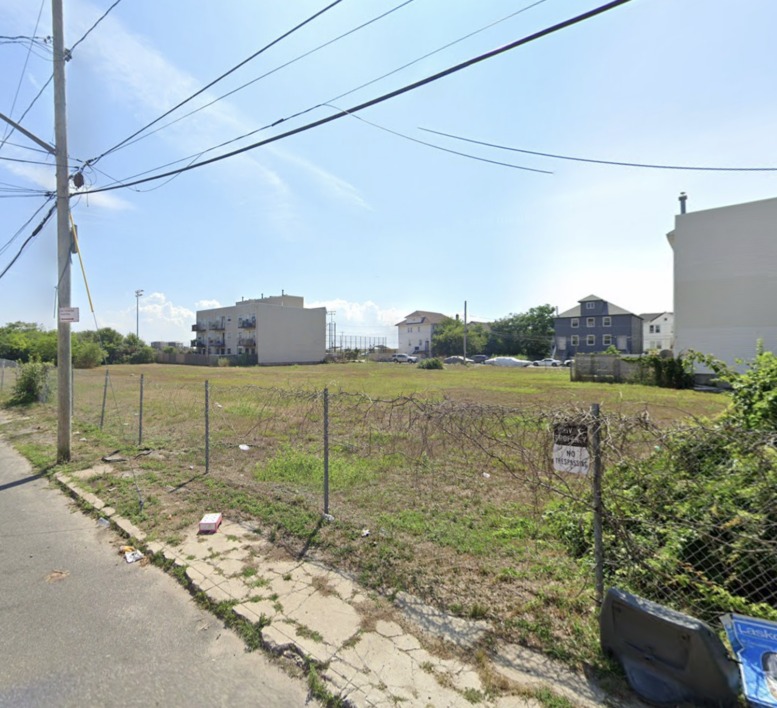 155 Beach 30th Street