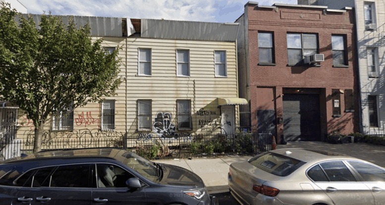 702 Hart Street