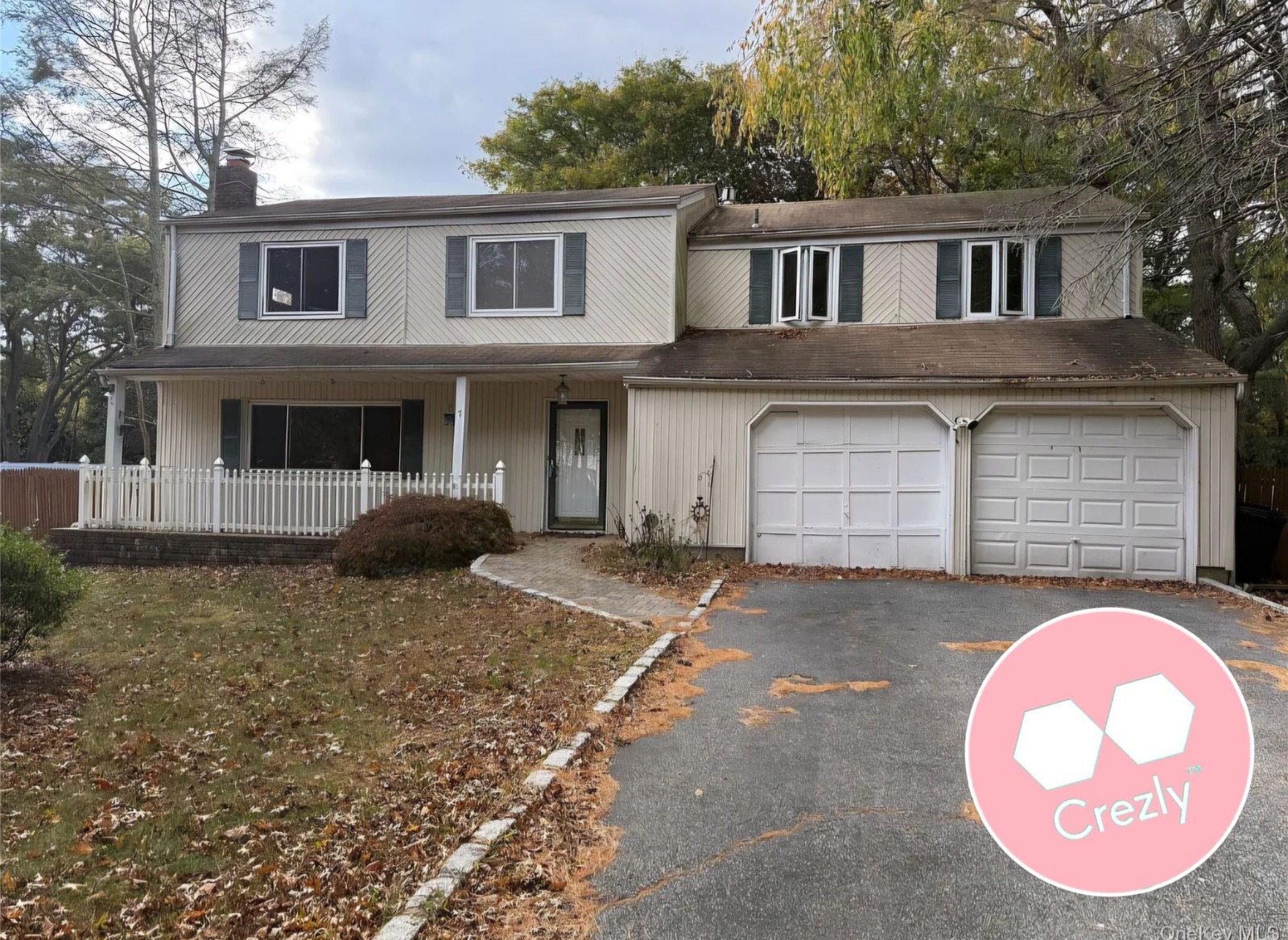 Dix Hills Single Family