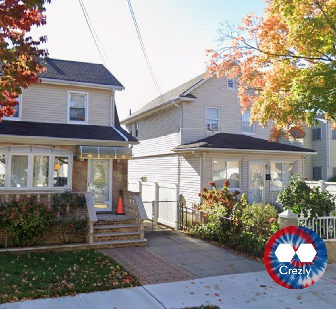 Springfield Gardens single family