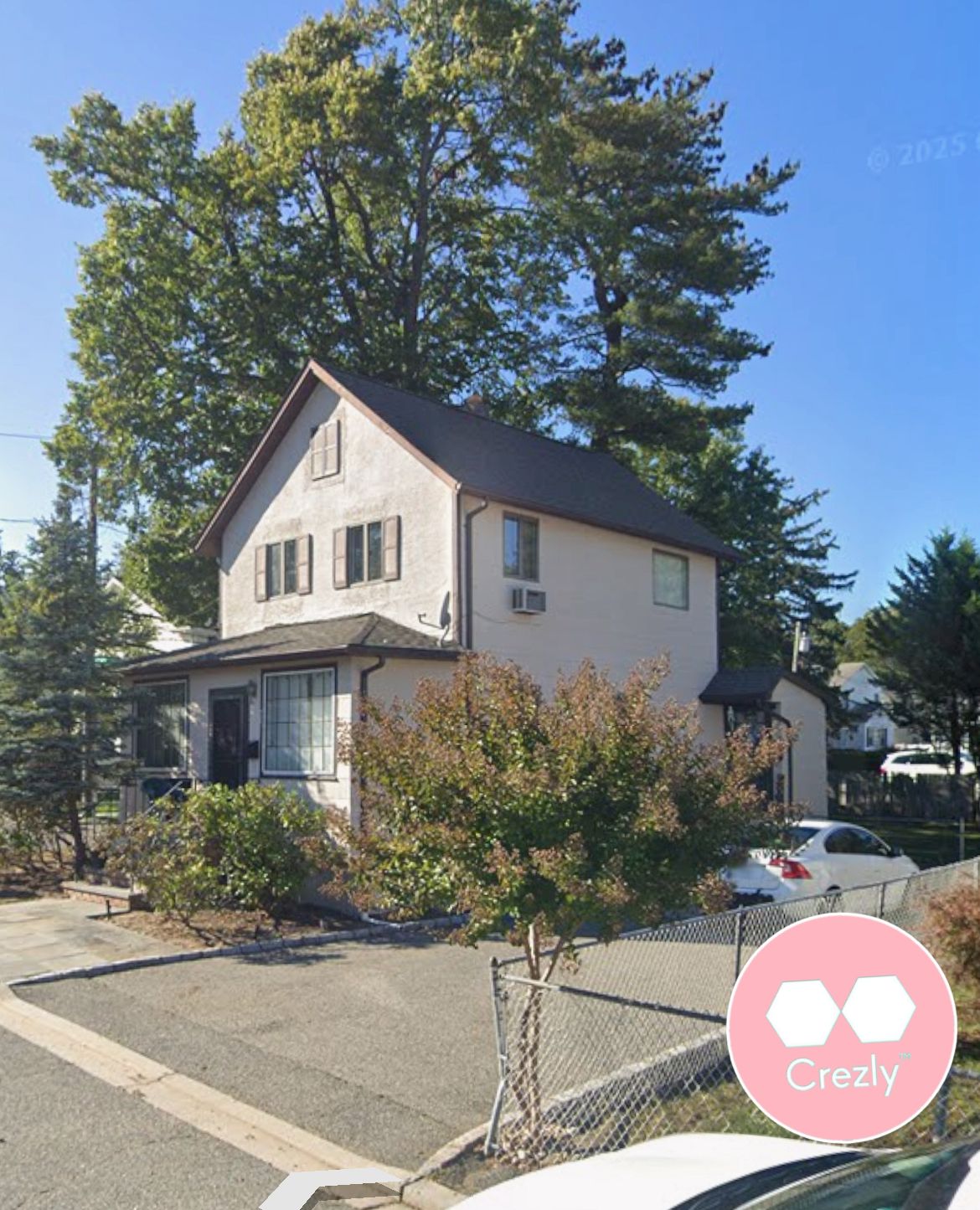 Off-market commercial real estate listing on Crezly