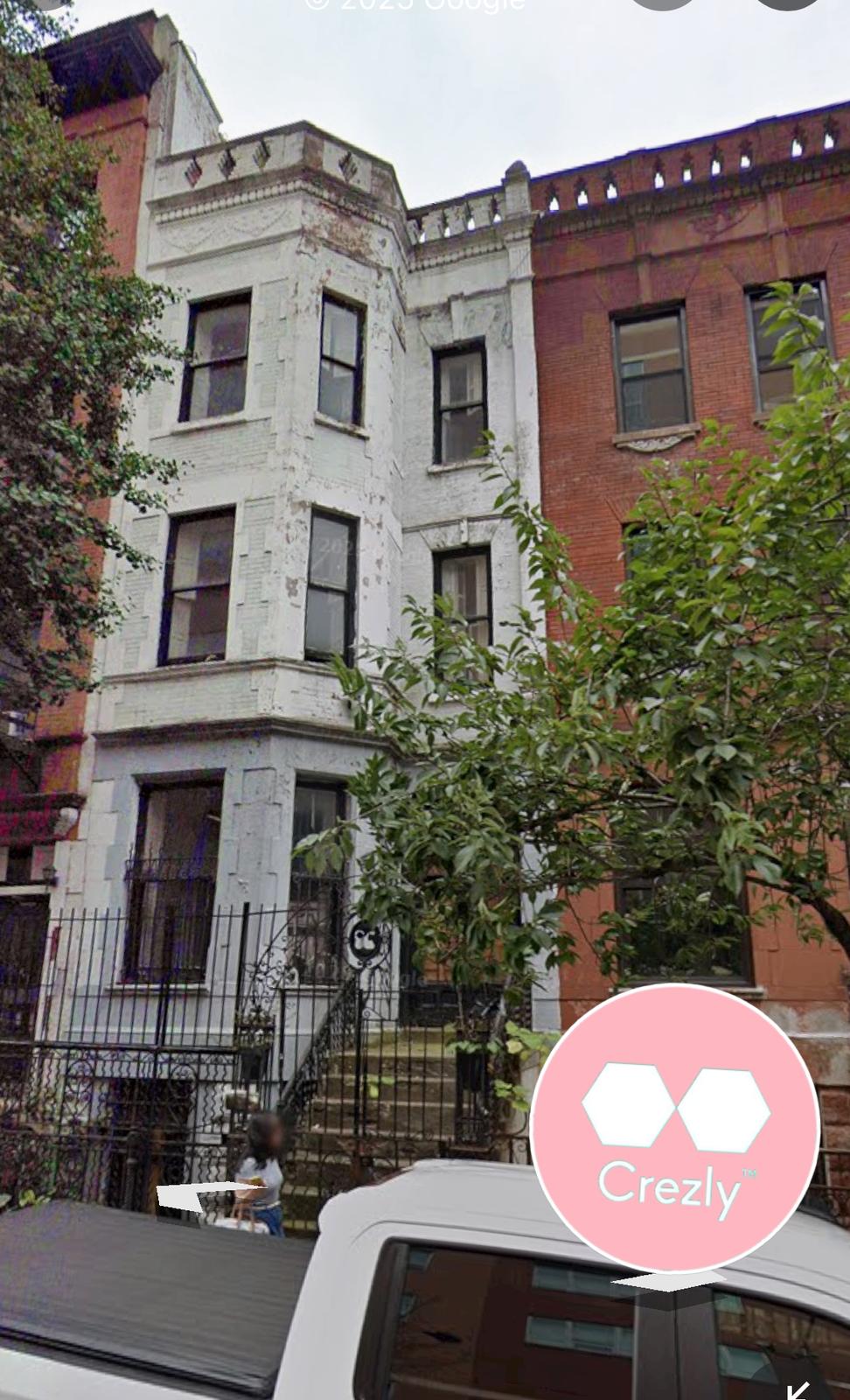 Off-market commercial real estate listing on Crezly