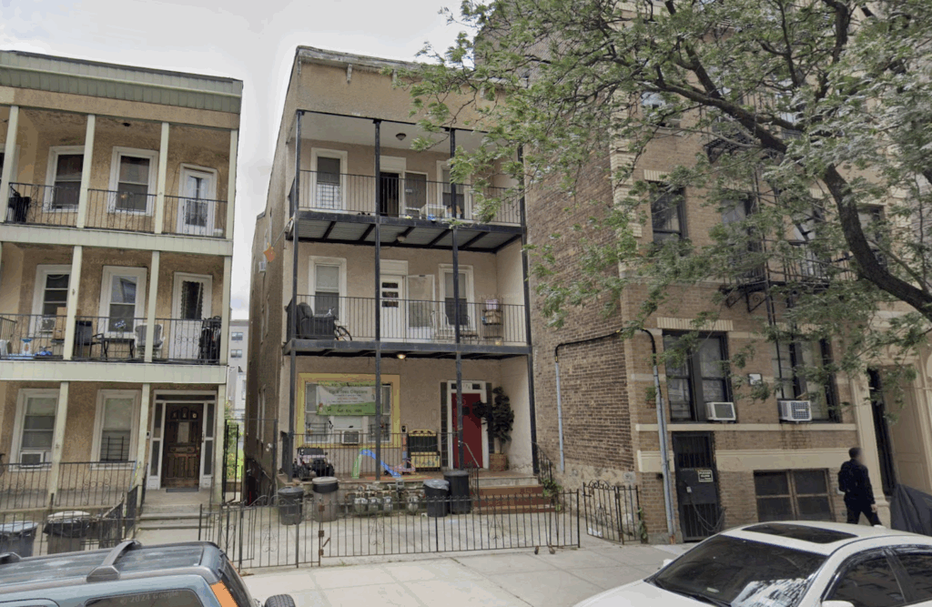 Permits Filed for 176 East 206th Street in Bedford Park, The Bronx