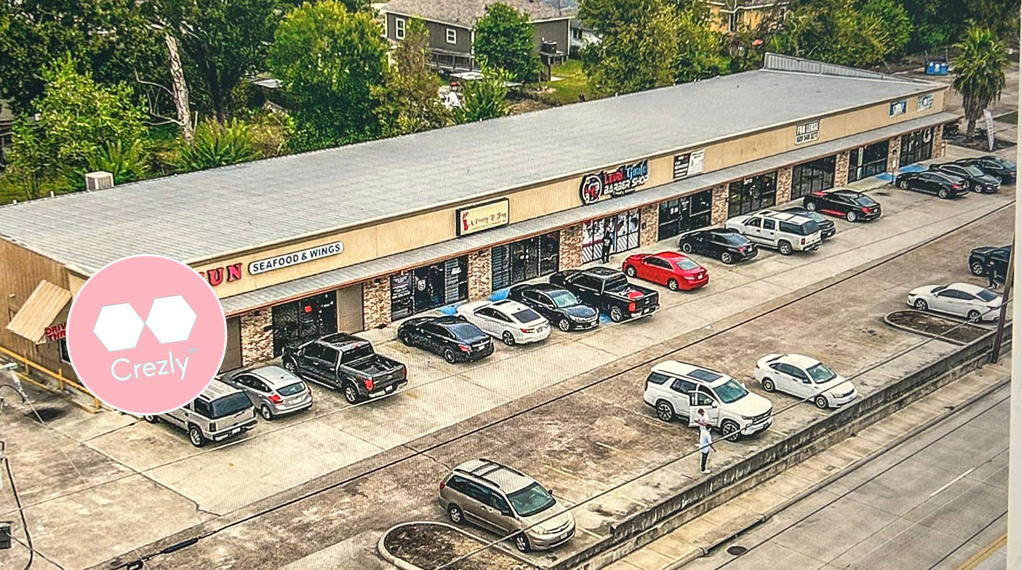 Off-market commercial real estate listing on Crezly