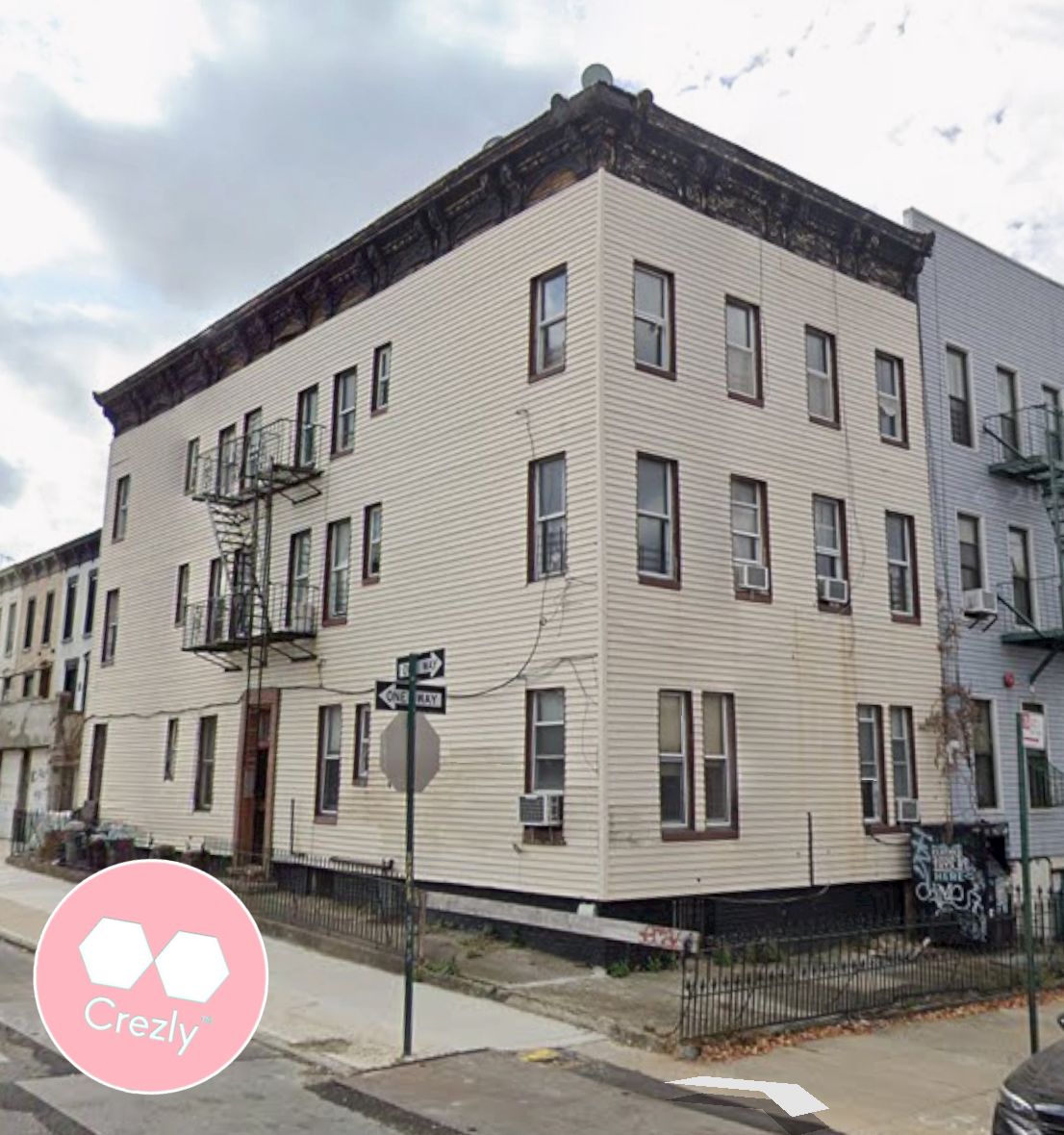 Off-market commercial real estate listing on Crezly