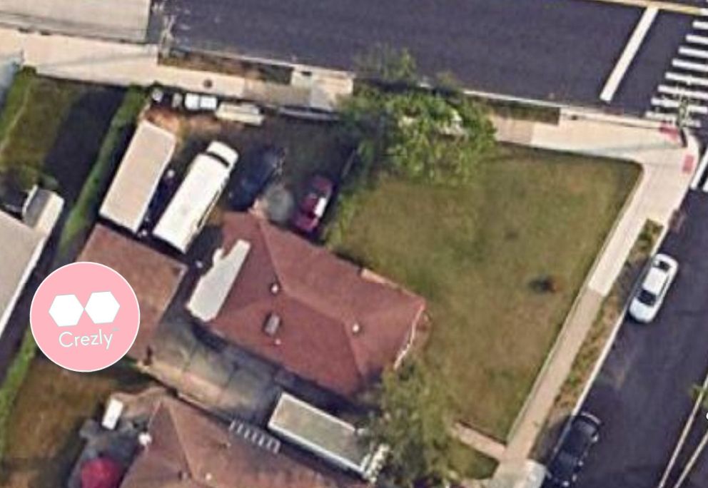 Off-market commercial real estate listing on Crezly