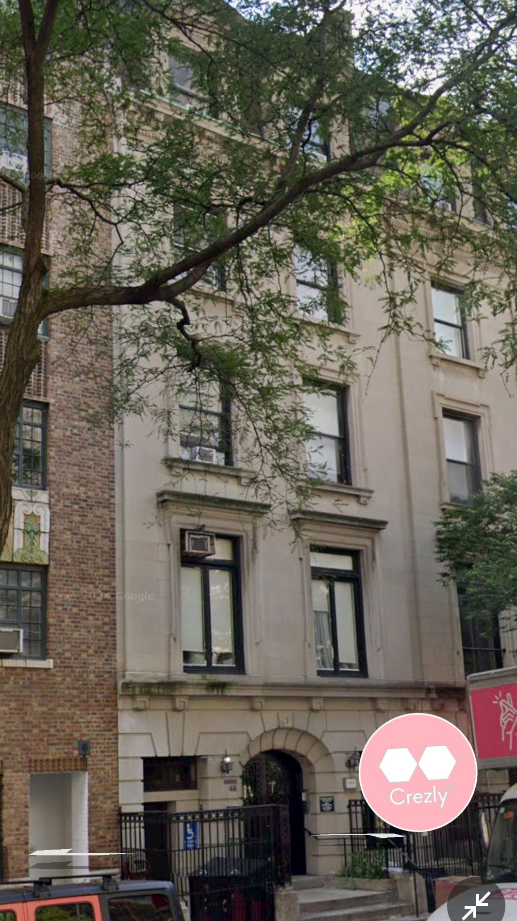 Off-market commercial real estate listing on Crezly