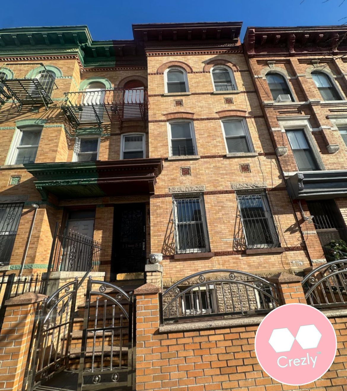 Off-market commercial real estate listing on Crezly