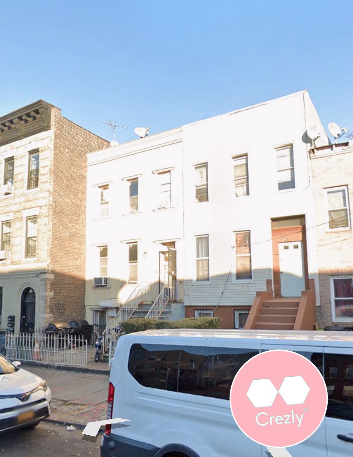 Off-market commercial real estate listing on Crezly