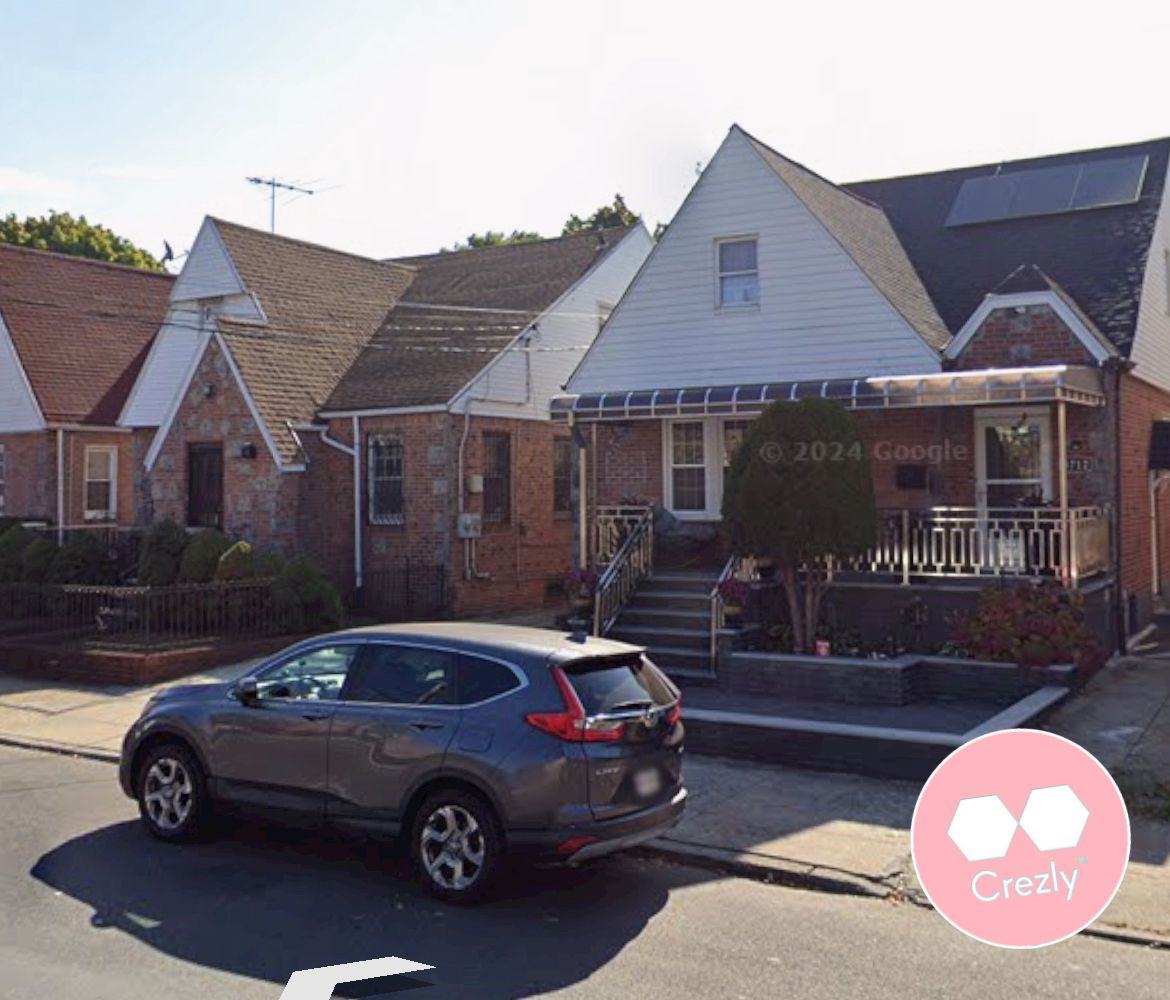 Off-market commercial real estate listing on Crezly