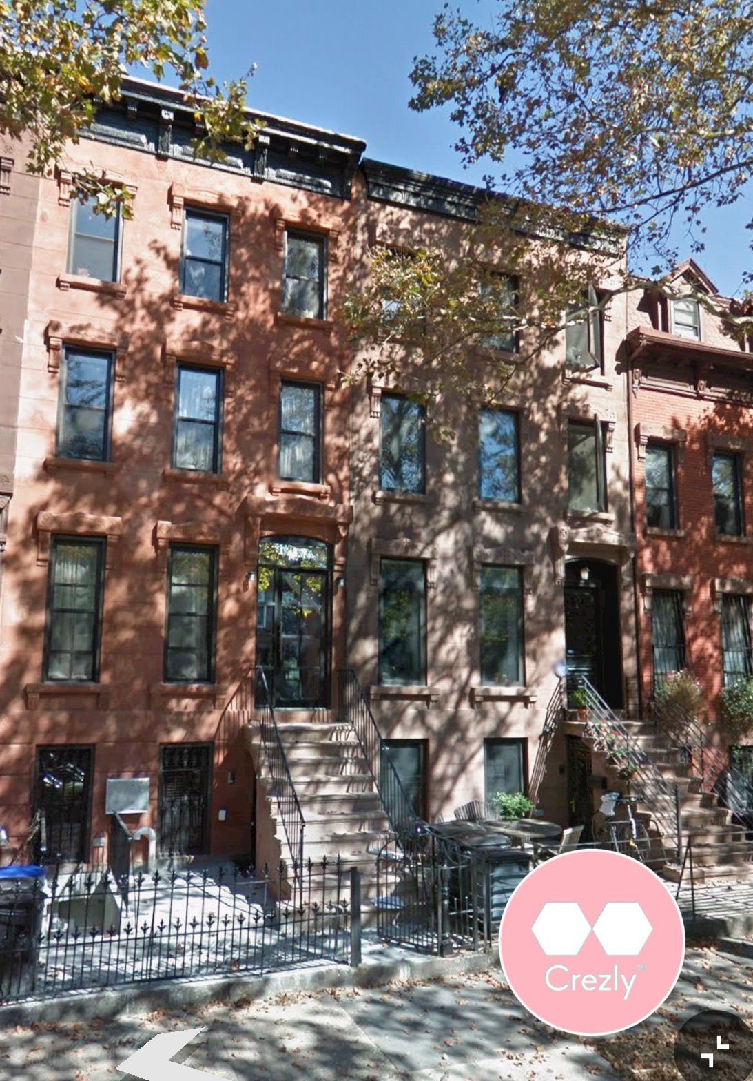 Off-market commercial real estate listing on Crezly