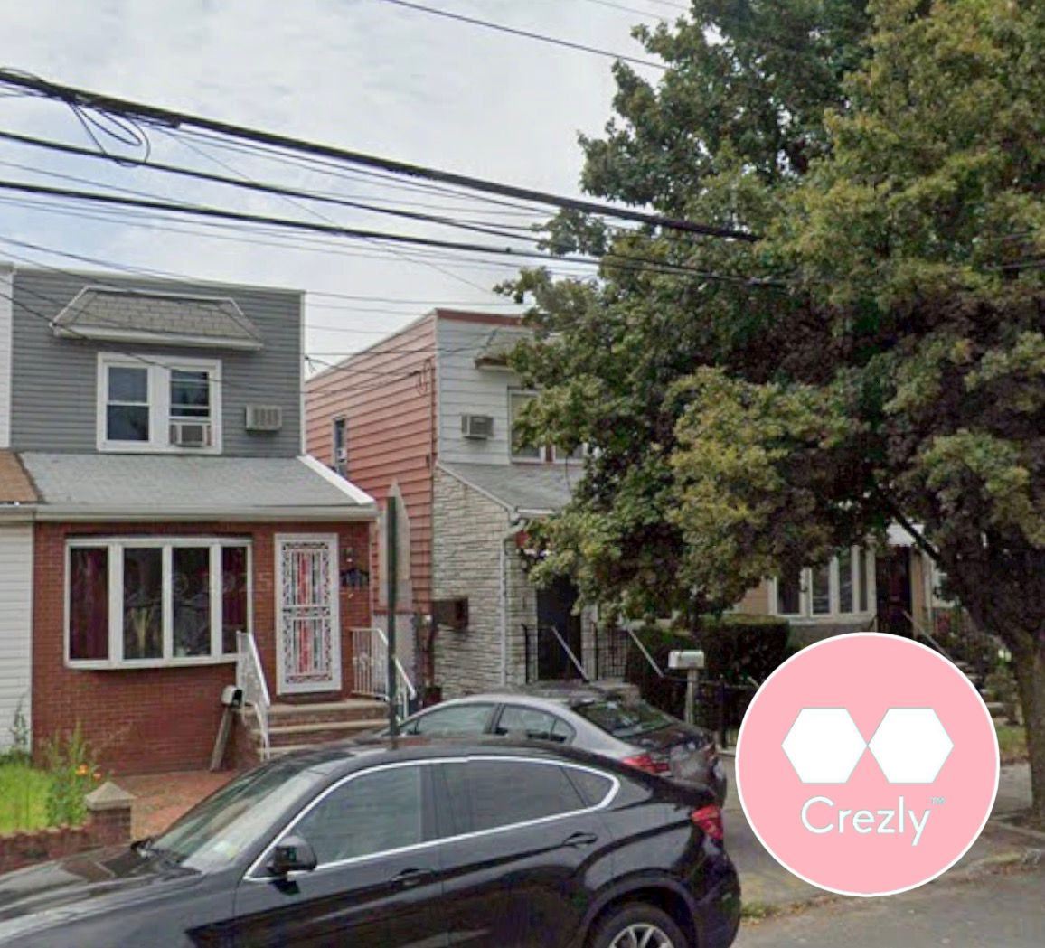 Off-market commercial real estate listing on Crezly