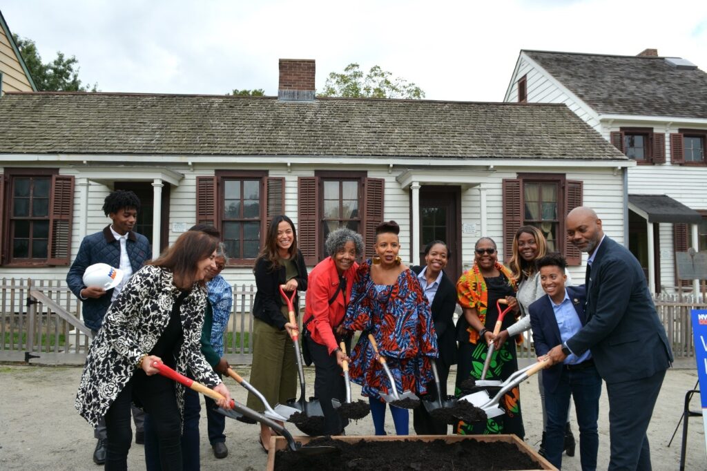 Hunterfly Road Houses Completes Restoration In Crown Heights, Brooklyn