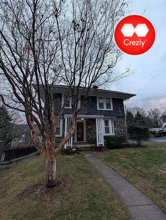 Off-market commercial real estate listing on Crezly