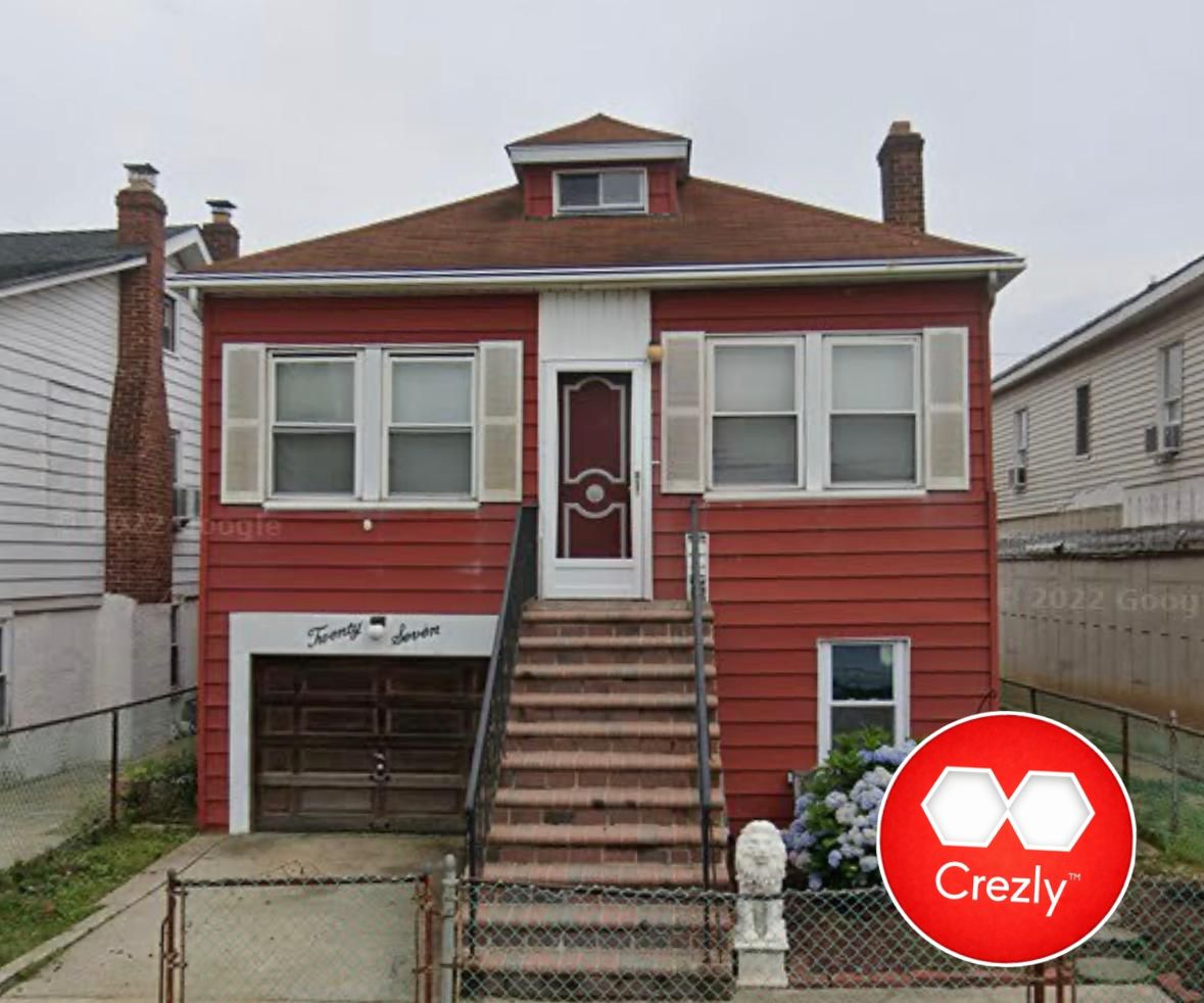 Off-market commercial real estate listing on Crezly