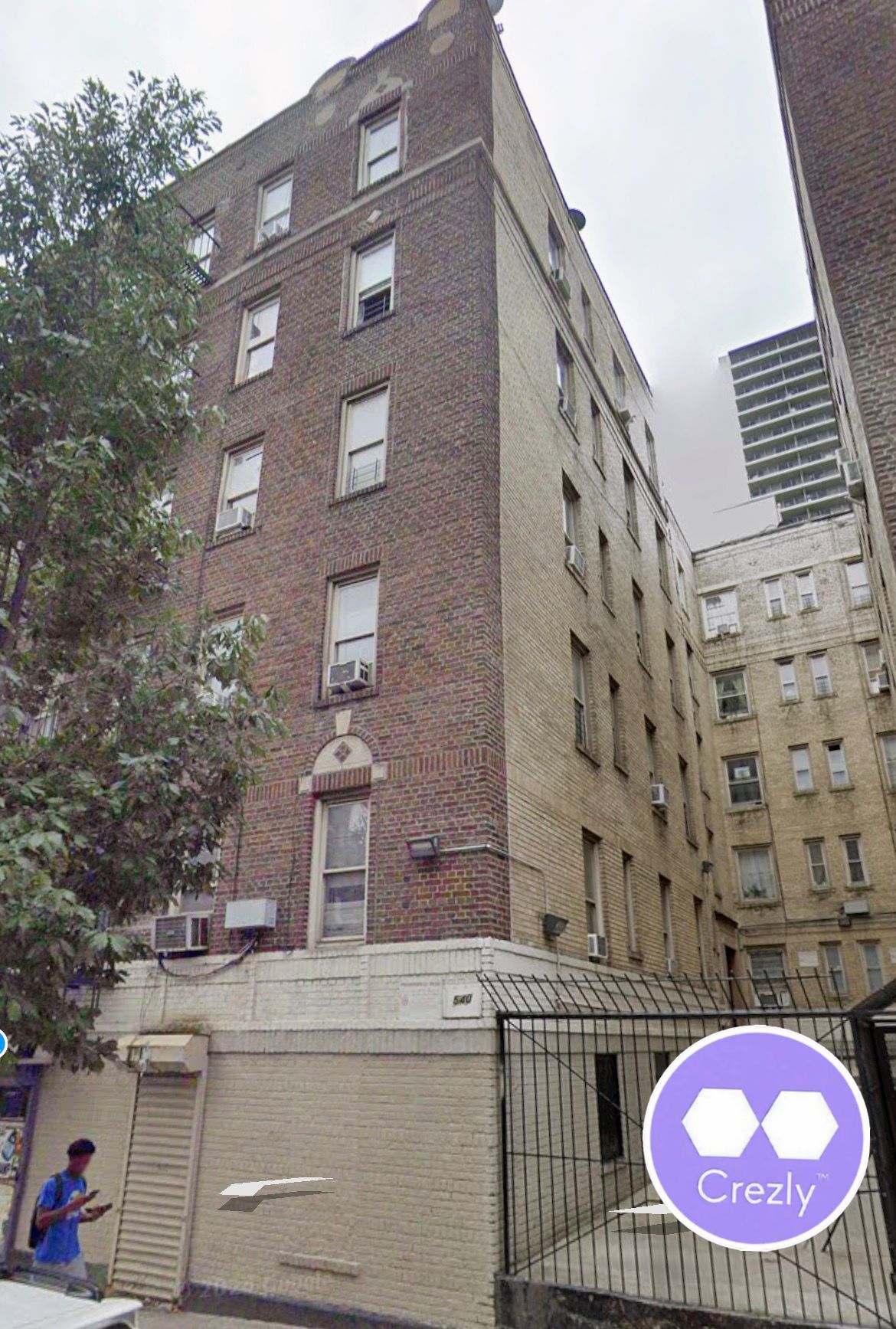 Off-market commercial real estate listing on Crezly
