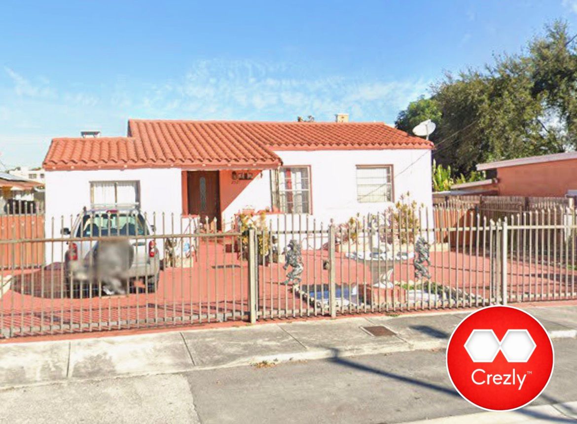 Off-market commercial real estate listing on Crezly