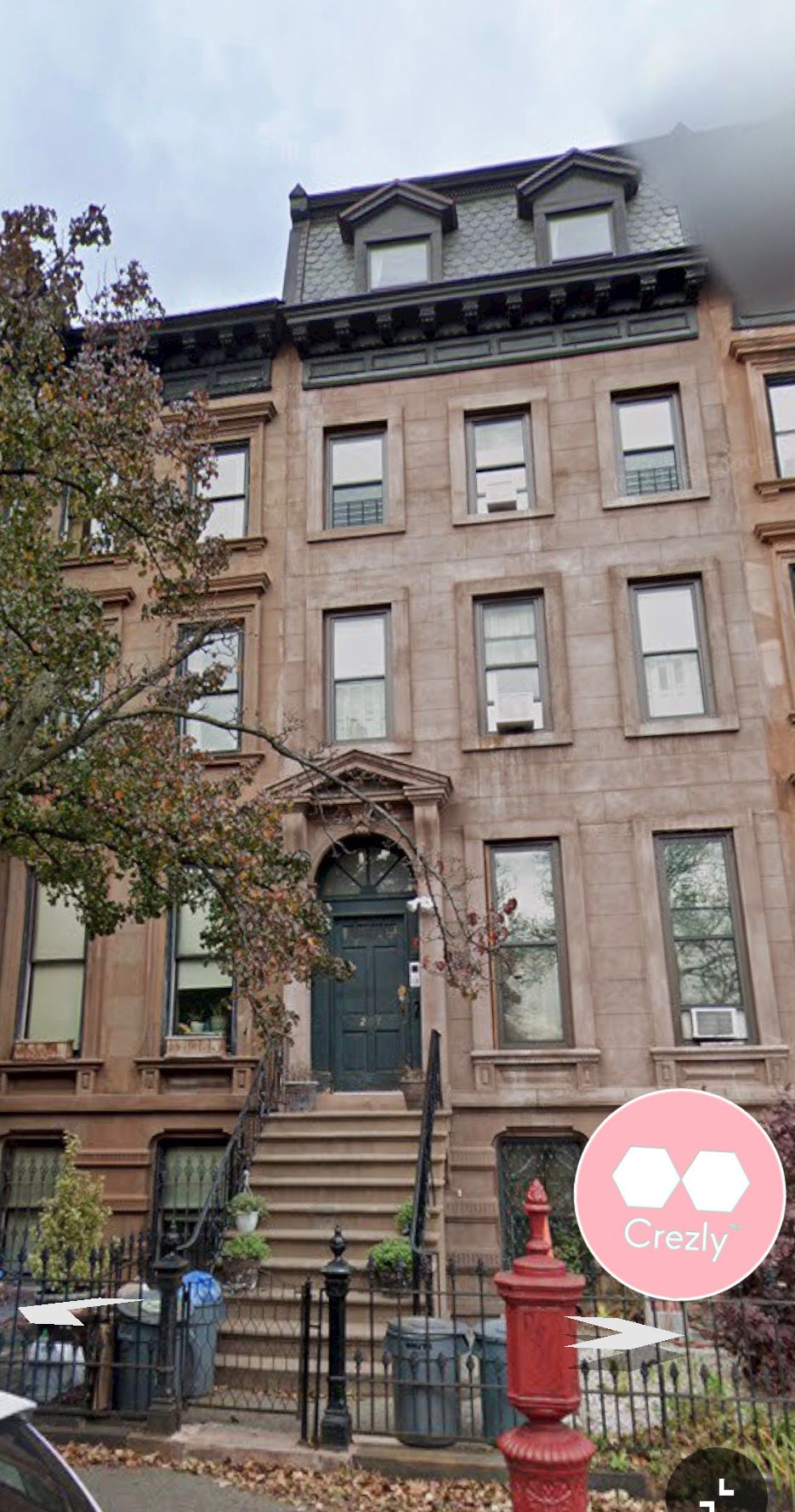 Off-market commercial real estate listing on Crezly