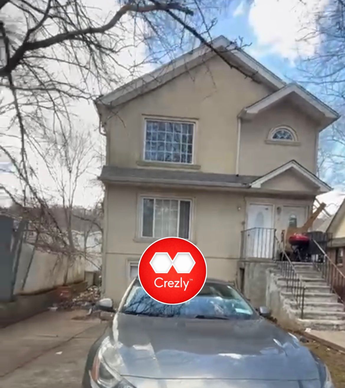 Off-market commercial real estate listing on Crezly
