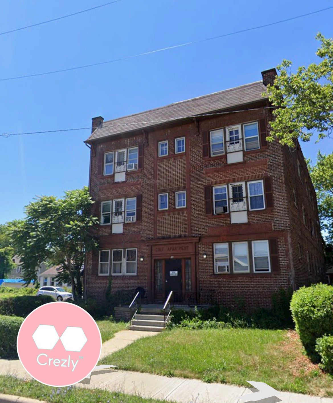 Off-market commercial real estate listing on Crezly
