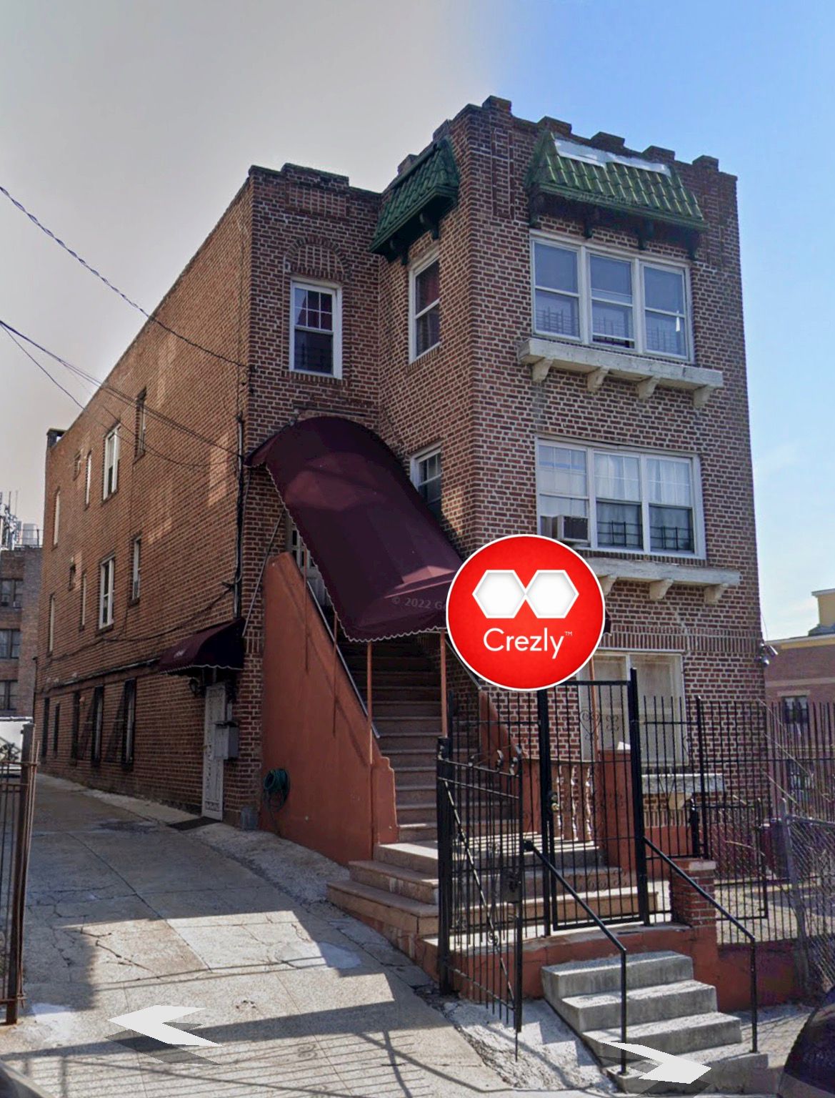 Off-market commercial real estate listing on Crezly