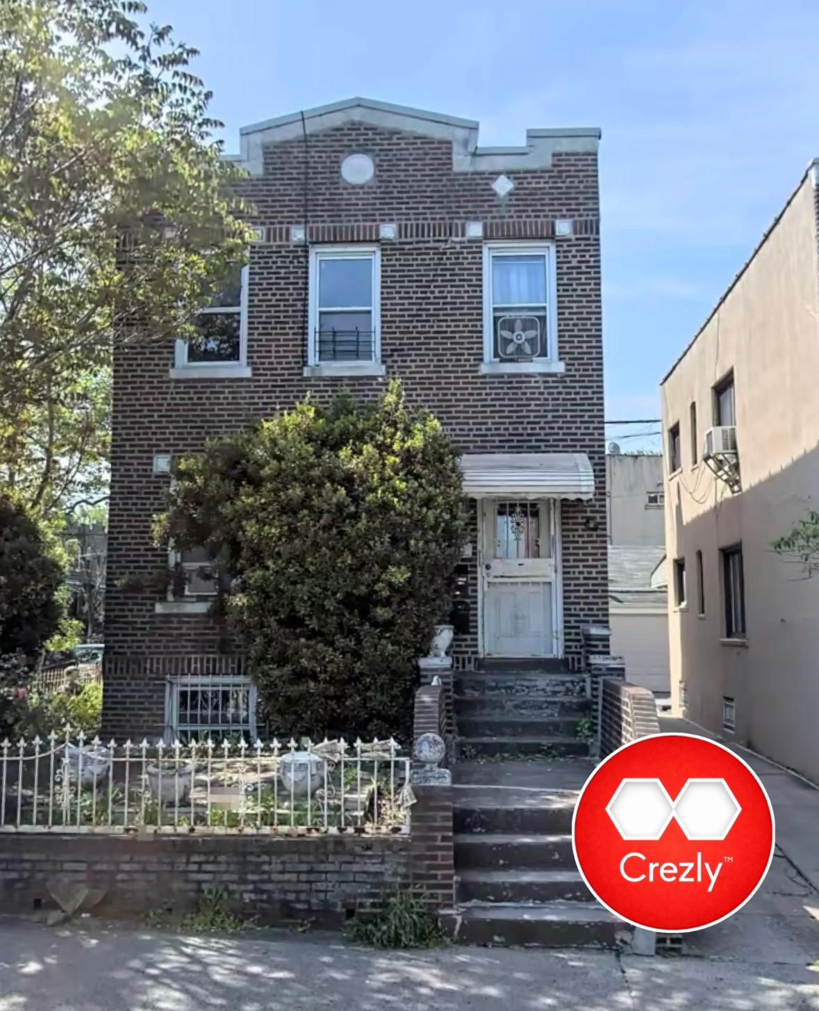 Off-market commercial real estate listing on Crezly