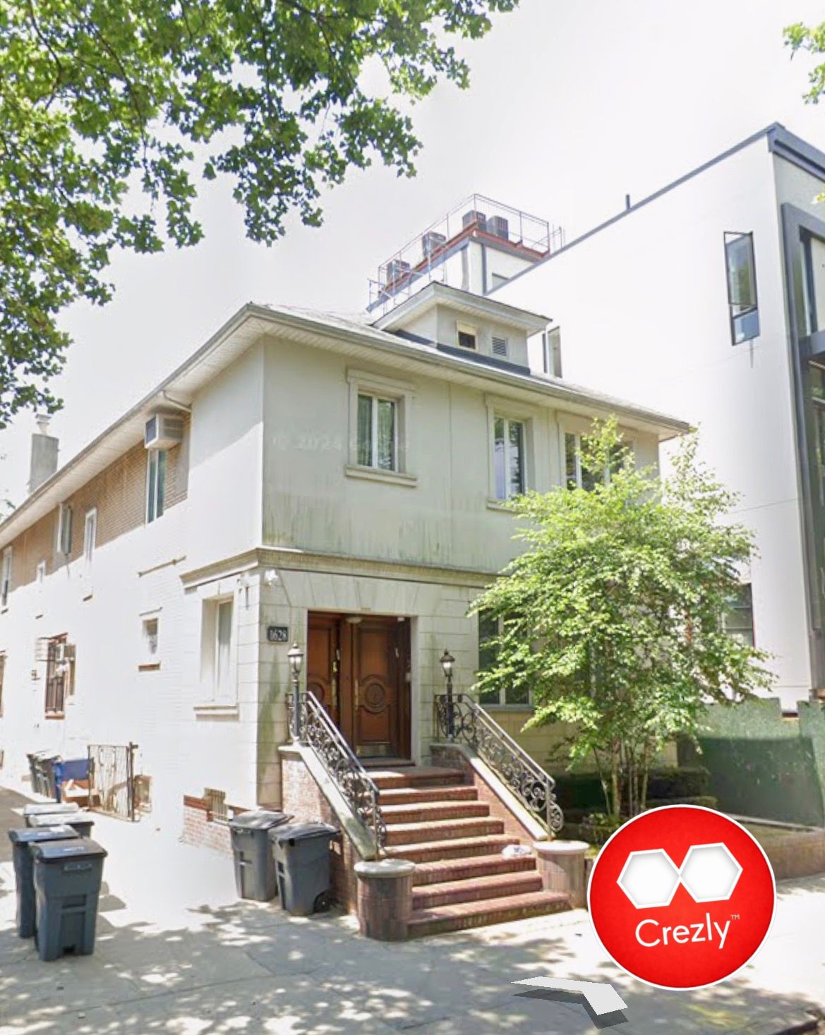 Off-market commercial real estate listing on Crezly