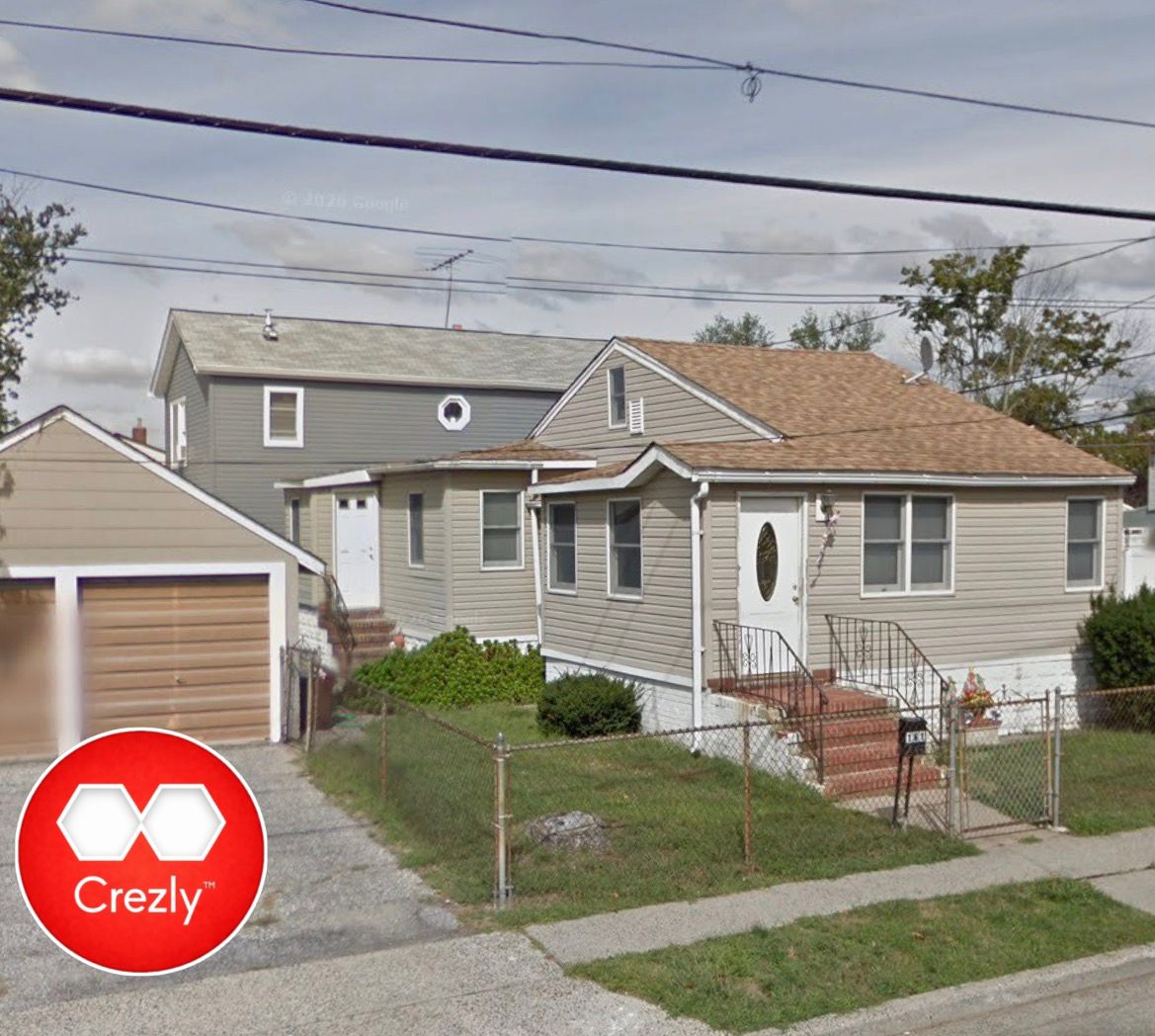 Off-market commercial real estate listing on Crezly