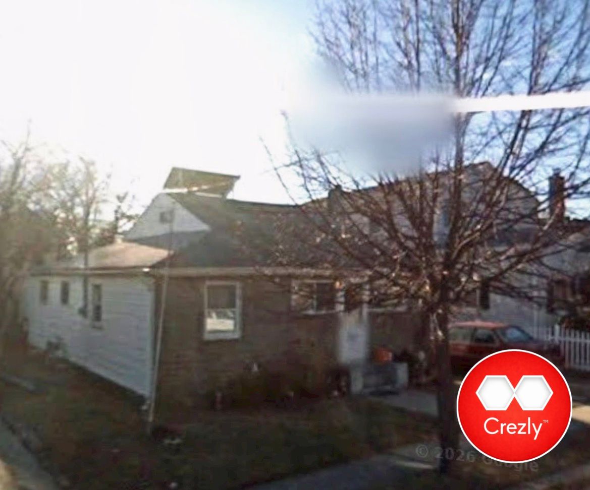 Off-market commercial real estate listing on Crezly