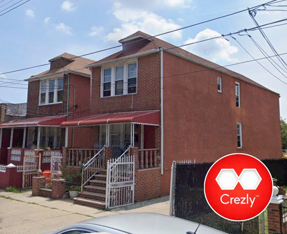 Off-market commercial real estate listing on Crezly