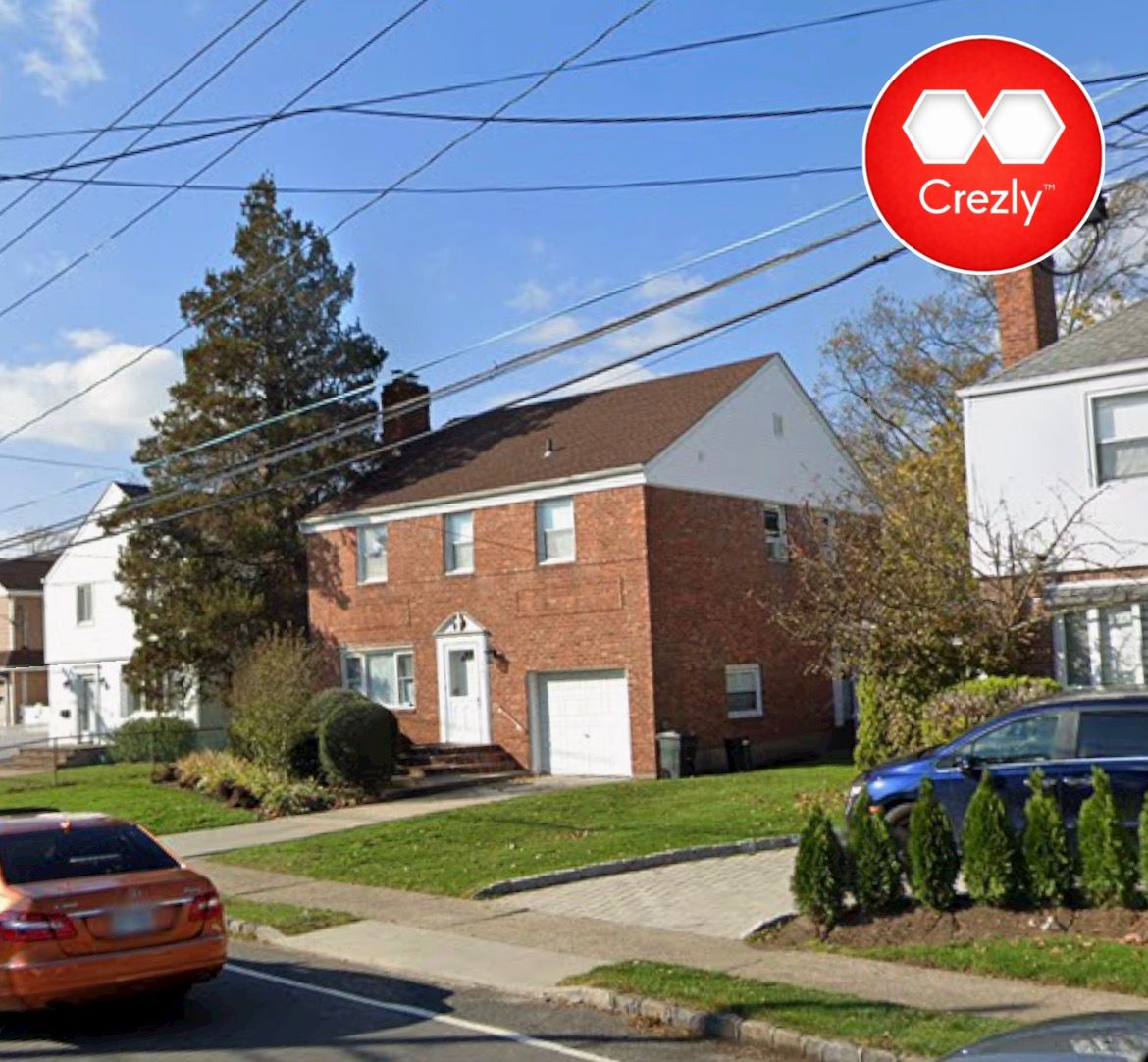 Off-market commercial real estate listing on Crezly
