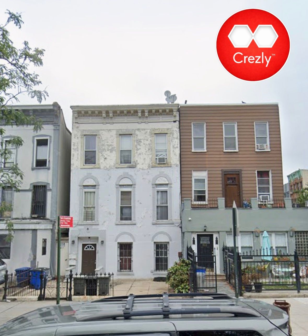 Off-market commercial real estate listing on Crezly