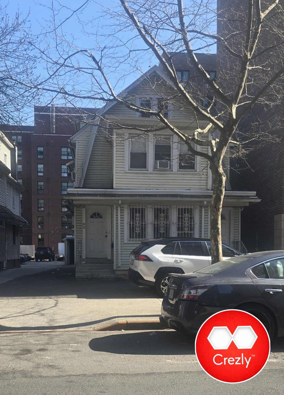 Off-market commercial real estate listing on Crezly