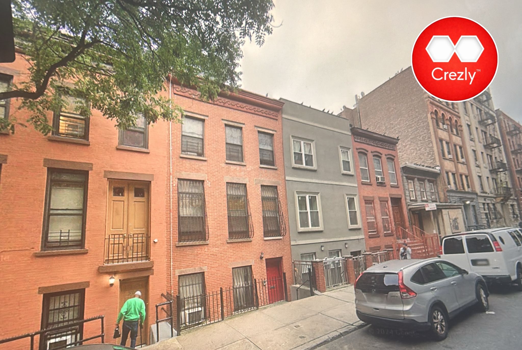 Off-market commercial real estate listing on Crezly