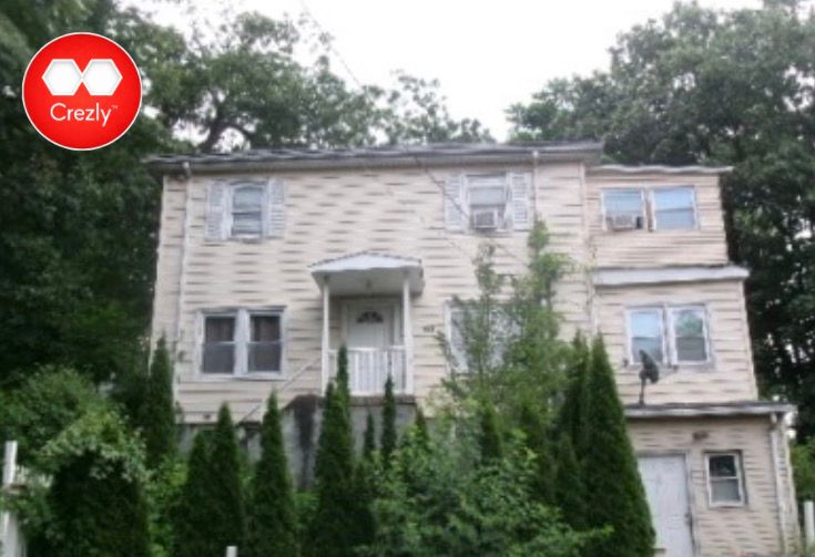 Off-market commercial real estate listing on Crezly