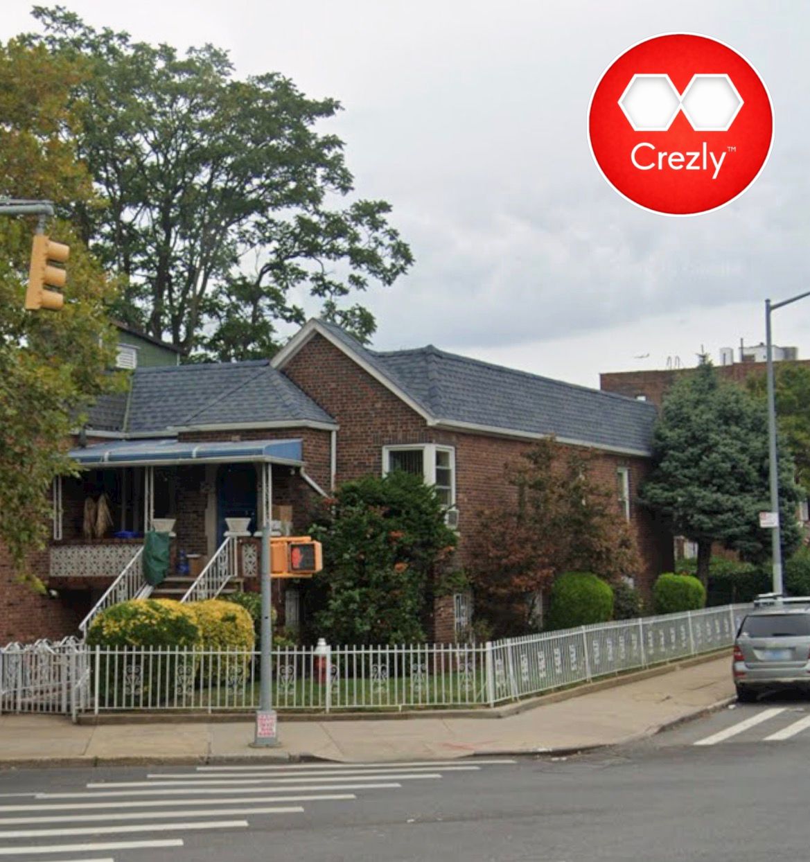 Off-market commercial real estate listing on Crezly