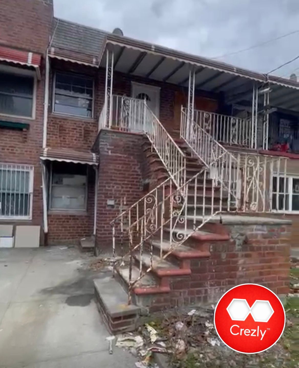 Off-market commercial real estate listing on Crezly