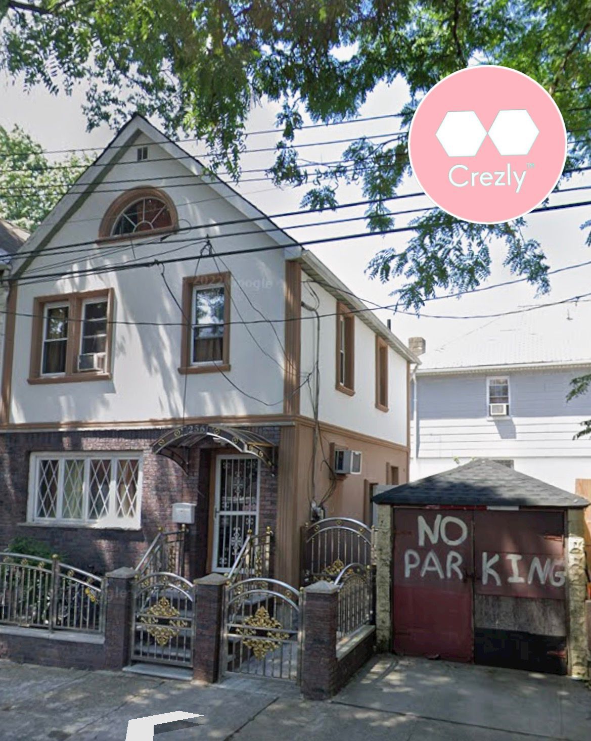 Off-market commercial real estate listing on Crezly