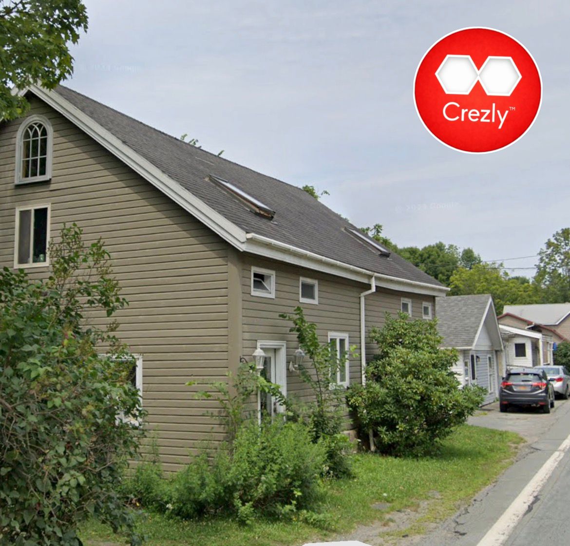 Off-market commercial real estate listing on Crezly