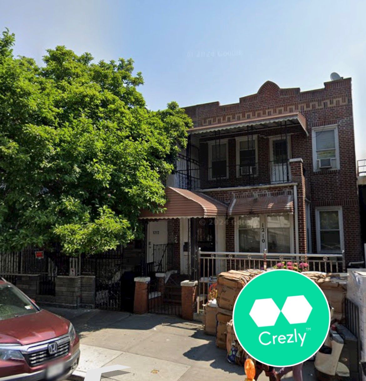 Off-market commercial real estate listing on Crezly