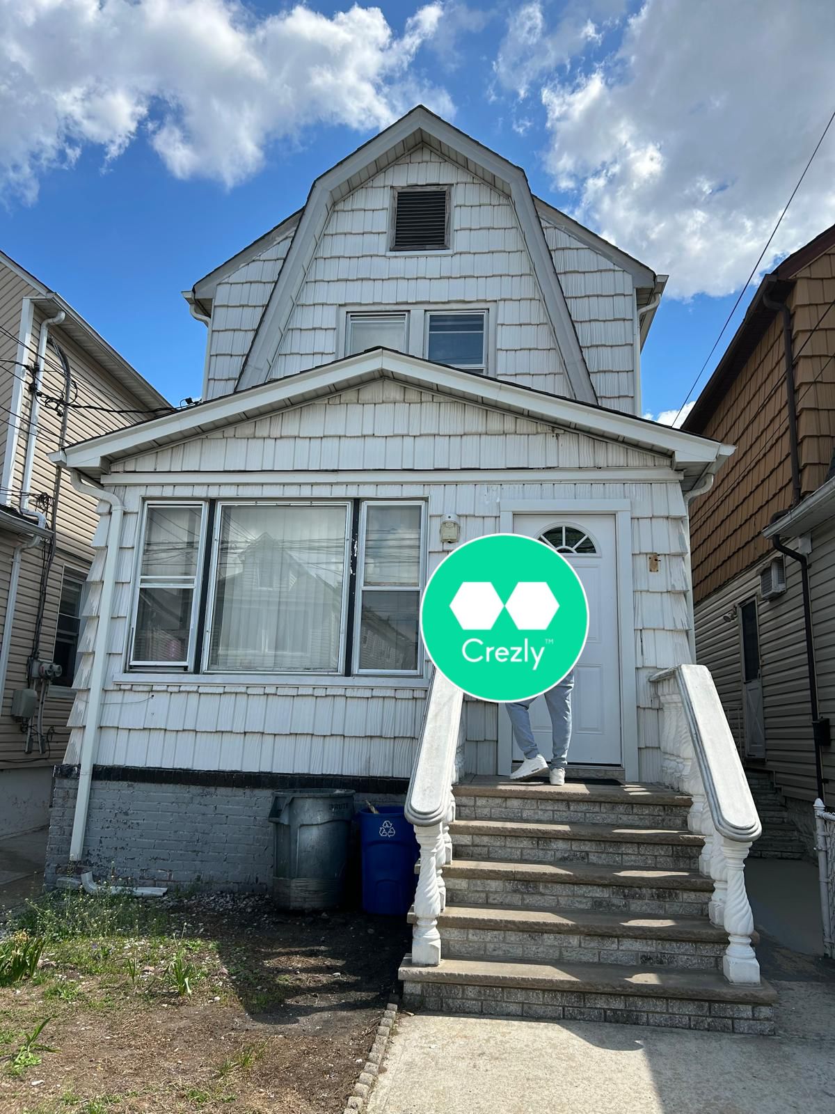 Off-market commercial real estate listing on Crezly
