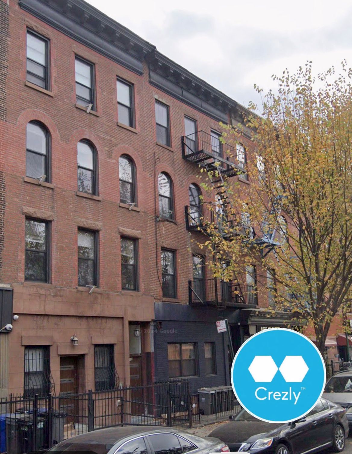 Off-market commercial real estate listing on Crezly