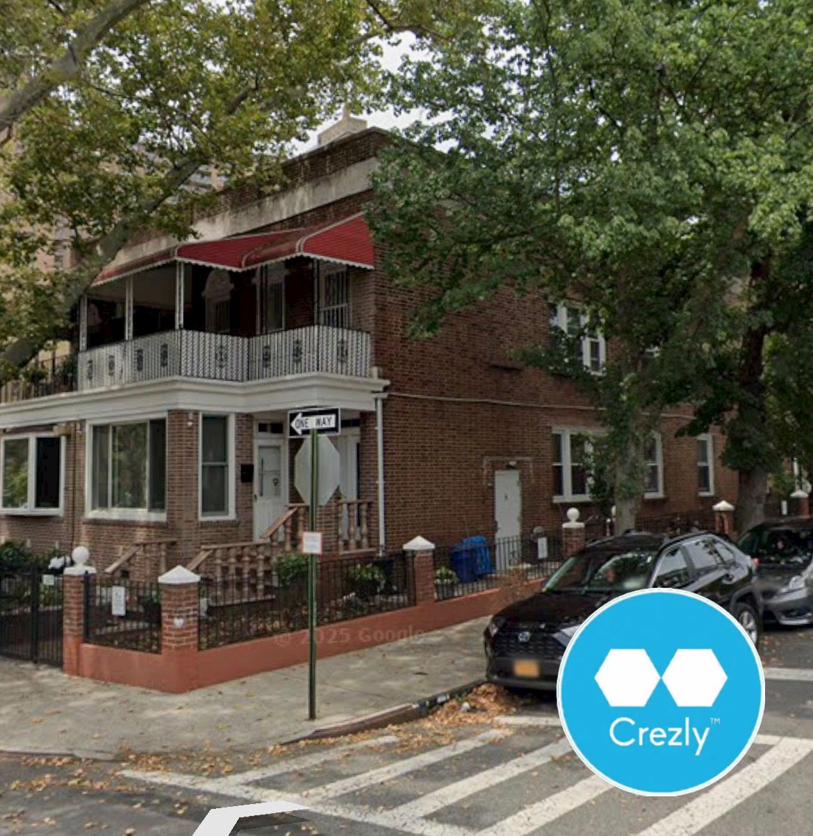 Off-market commercial real estate listing on Crezly