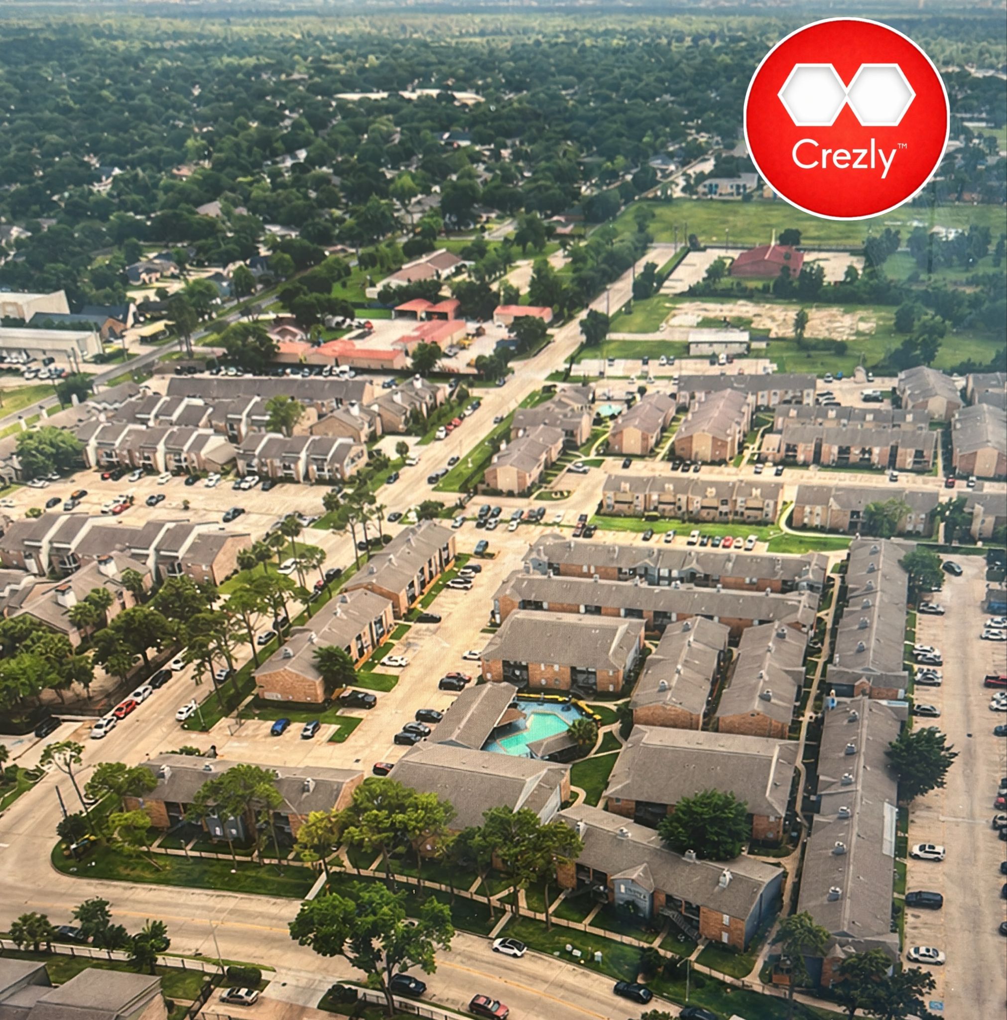 Off-market commercial real estate listing on Crezly