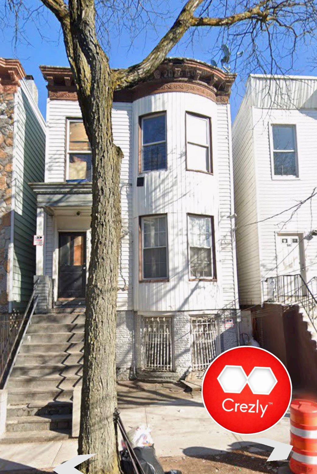 Off-market commercial real estate listing on Crezly