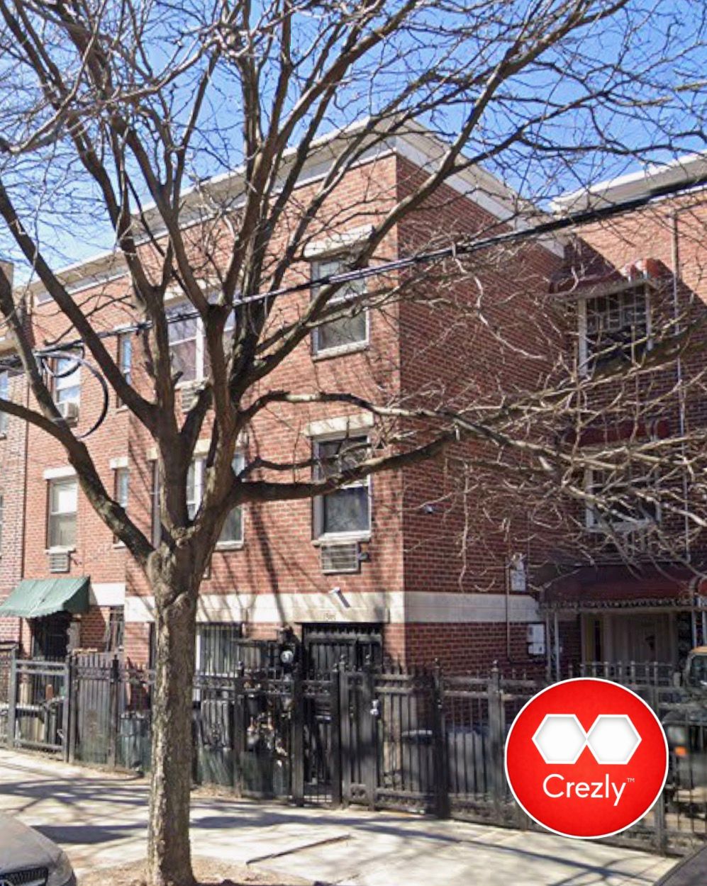 Off-market commercial real estate listing on Crezly