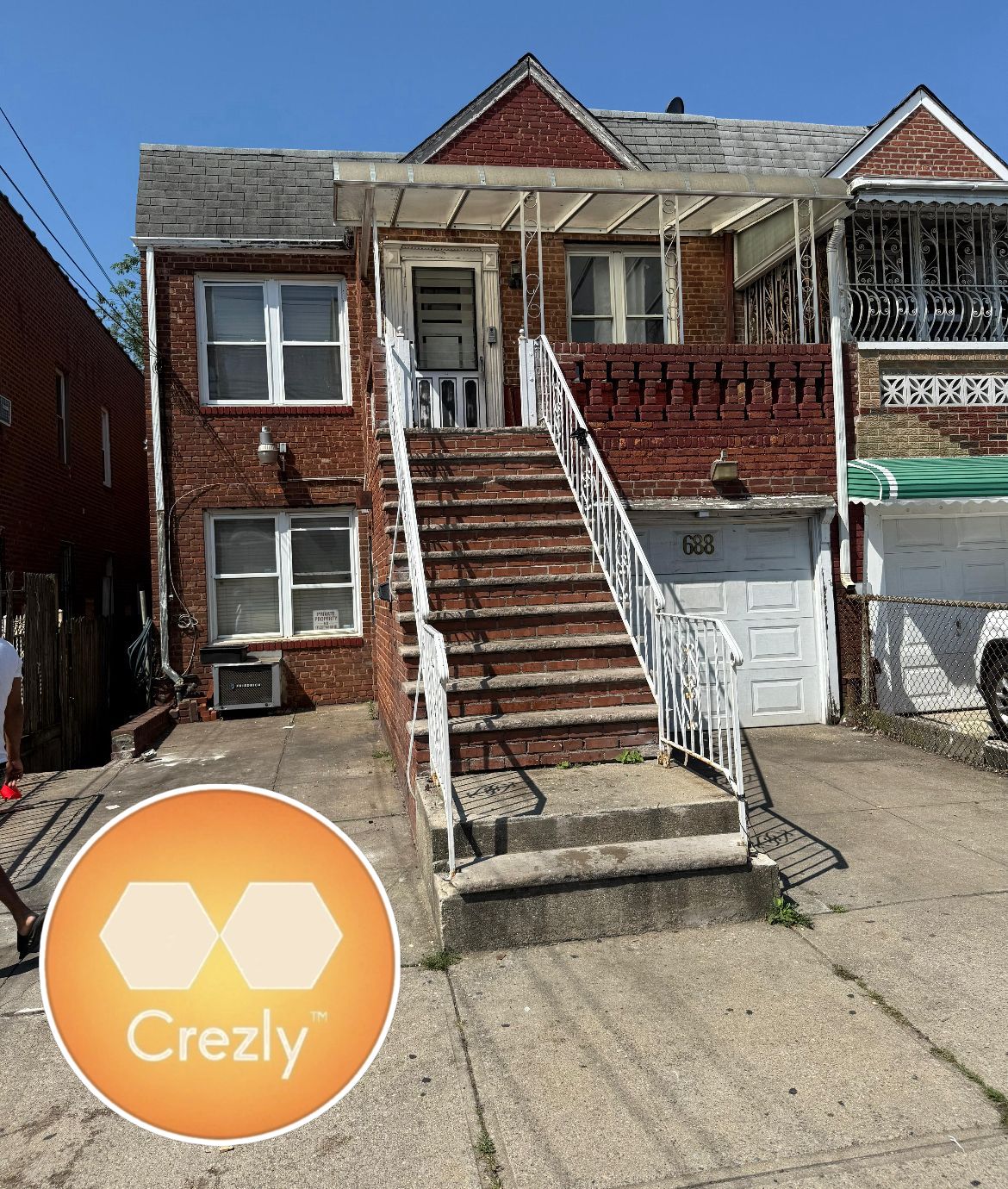 Off-market commercial real estate listing on Crezly