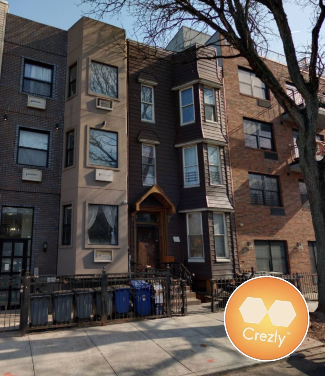 Off-market commercial real estate listing on Crezly