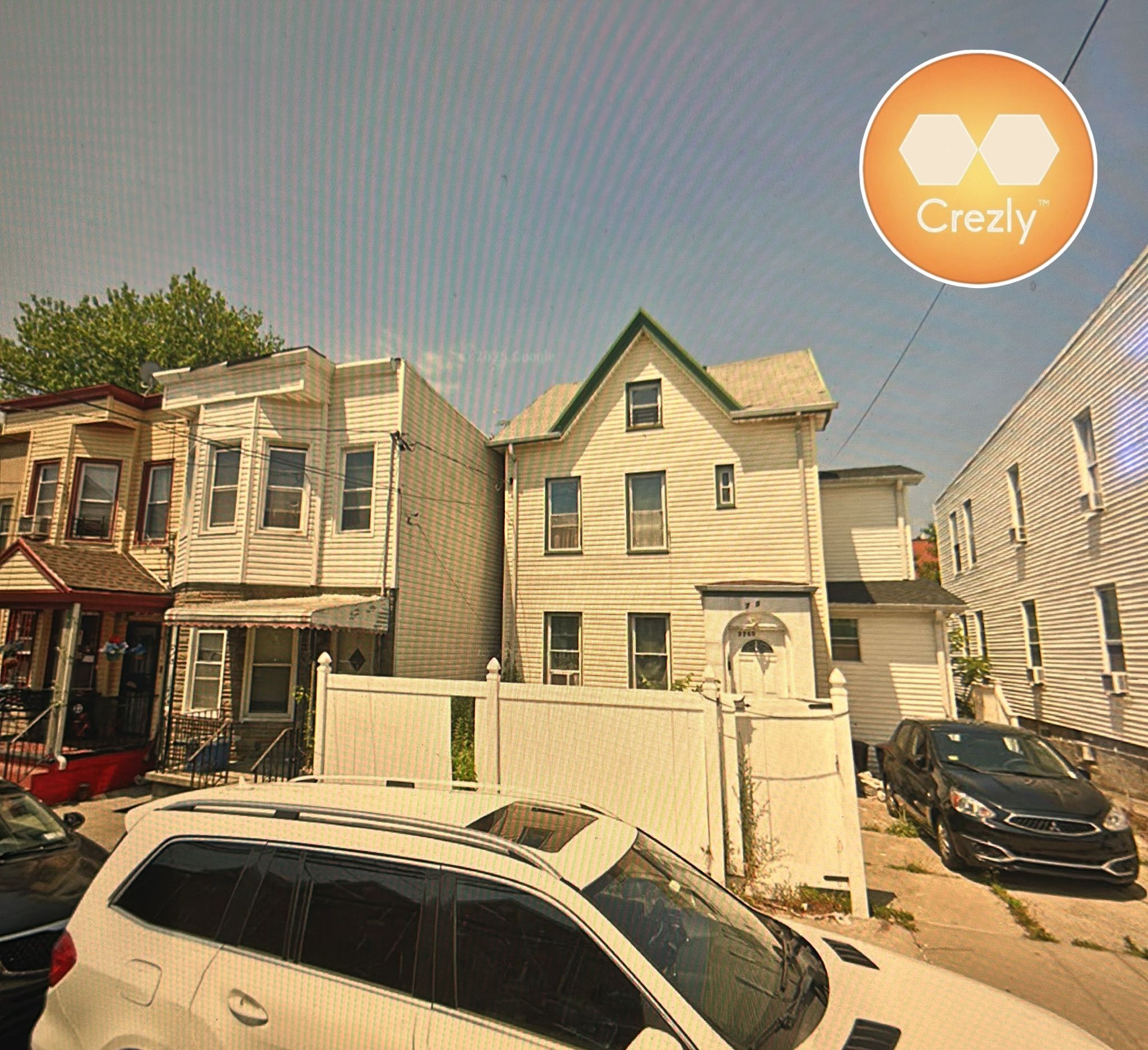 Off-market commercial real estate listing on Crezly